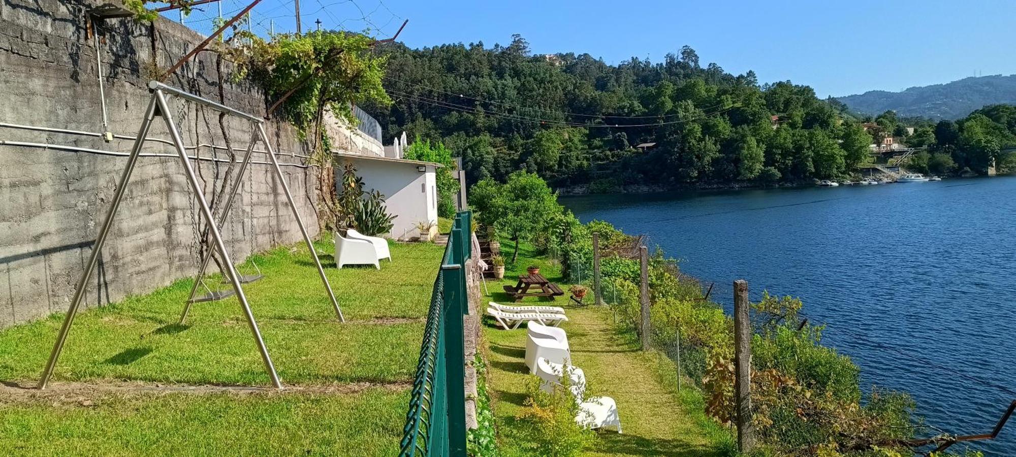 Beira Rio Do Geres Hotel Exterior photo